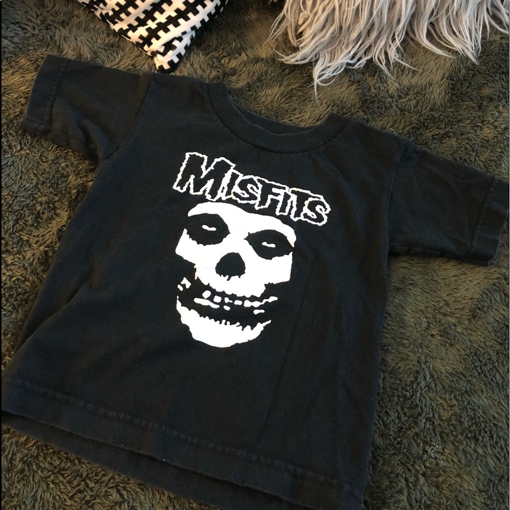 Toddler graphic tees